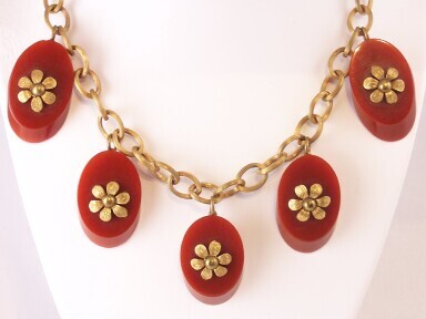 BN4 paprika drop necklace w brass flowers